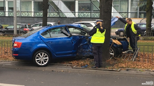 Wypadek w alei Piastów w Szczecinie przy skrzyżowaniu z ulicą Pułaskiego.