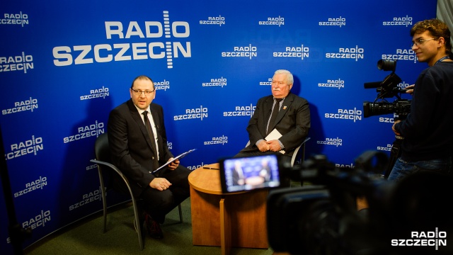 Były przywódca Solidarności i Prezydent RP tak zdenerwował się pytaniami o historyków badających wątki jego współpracy z SB w czasach PRL, że przed czasem zakończył udział w programie Radia Szczecin.