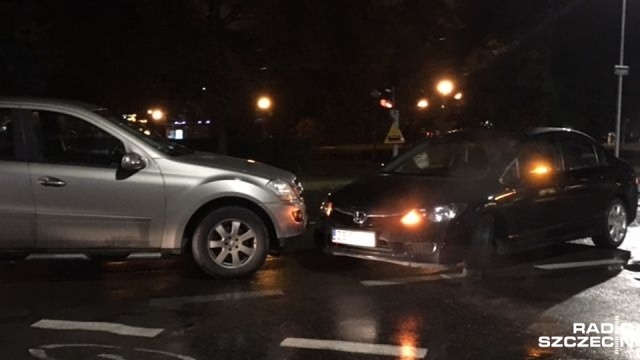 Uwaga kierowcy - częściowo zablokowany ruch na placu Grunwaldzkim w Szczecinie.