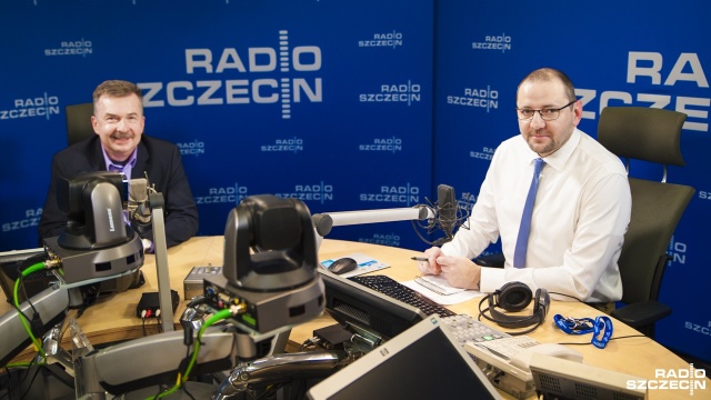 - Byliśmy za reformą oświaty i chcemy likwidacji gimnazjów, jednak sposób przeprowadzonej reformy jest bulwersujący - powiedział w Rozmowach pod krawatem szef zachodniopomorskiego SLD.
