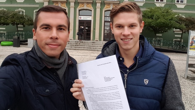Ulica Andrzeja Wajdy w Szczecinie Wniosek o uhonorowanie zmarłego niedawno reżysera trafił w czwartek do prezydenta miasta.