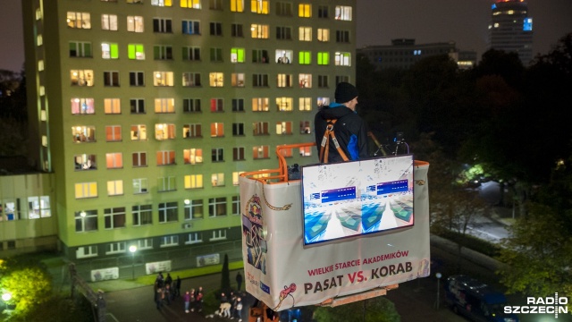 Wszystko za sprawą zmagań studentów Akademii Morskiej, którzy w czwartkowy wieczór grali ze sobą na PlayStation w ramach drugiej edycji akcji RedBull Okno w okno, która po raz pierwszy odbyła się w Szczecinie.
