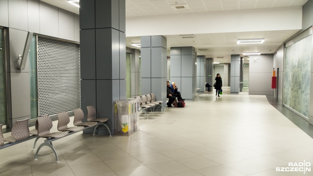 Do tej pory świecił pustkami - teraz ma się to zmienić. Spółka PKP wynajęła już niemal 100 procent powierzchni szczecińskiego dworca.