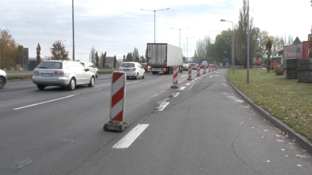 Po zakończeniu prac kierowcy będą mieli do dyspozycji dodatkowe pasy, co ma ułatwić dojazd do Struga z centrum Szczecina.
