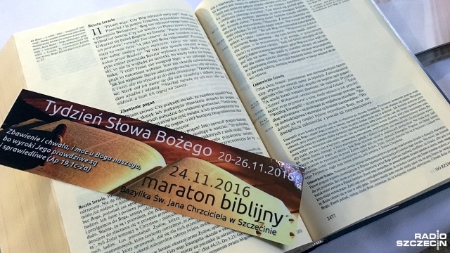 Od 6 rano w Bazylice Mniejszej przy ul. Bogurodzicy trwa Maraton Biblijny w Szczecinie. Ponad 80 osób zapisało się do czytania wybranych ksiąg Pisma Świętego.