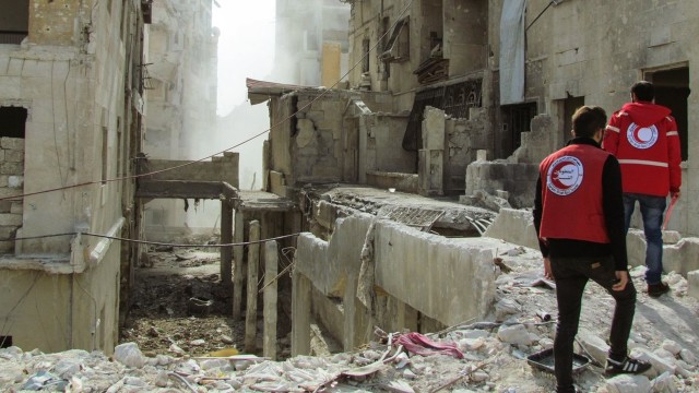 Syryjska rządowa armia zdobywa kolejne dzielnice wschodniej części Aleppo. Tym samym żołnierze stopniowo wypierają rebeliantów z ich ostatniego bastionu. Obserwatorzy przewidują, że miasto już wkrótce znajdzie się pod całkowitą kontrolą rządu w Damaszku.