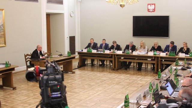 Rozpoczęło się przesłuchanie Andrzeja Seremeta. Posłowie z komisji chcą się dowiedzieć, jaki miał wpływ na pracę gdańskiej prokuratury w latach 2009-2012.