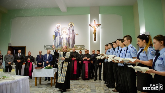 Były życzenia, opłatek i dwanaście tradycyjnych potraw. Wigilię dla przedstawicieli władz wojewódzkich i samorządowych zorganizowała Kuria Metropolitalna.