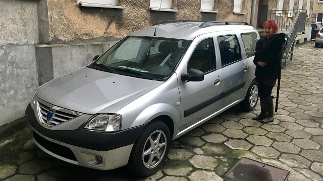 Pani Małgorzata przyjechała do Szczecina samochodem zmarłego męża. Samochód stoi, bo nie może go zarejestrować w Polsce.