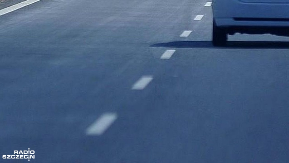 Dotacja z rządowego programu obejmie w sumie 36 kilometrów dróg gminnych i powiatowych. Fot. Łukasz Szełemej [Radio Szczecin/Archiwum]