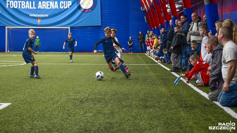 12 drużyn bierze udział w II Ogólnopolskim Turnieju Piłki Nożnej "Football Arena Cup" w Szczecinie. Fot. Jarosław Gaszyński [Radio Szczecin]