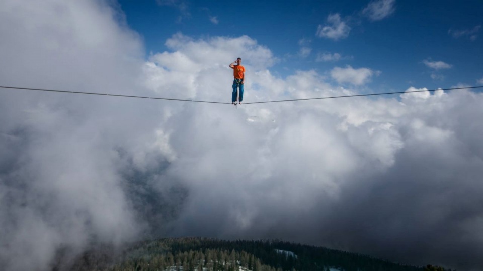 Zawody highlinowe. Fot. Urban Highline Festival