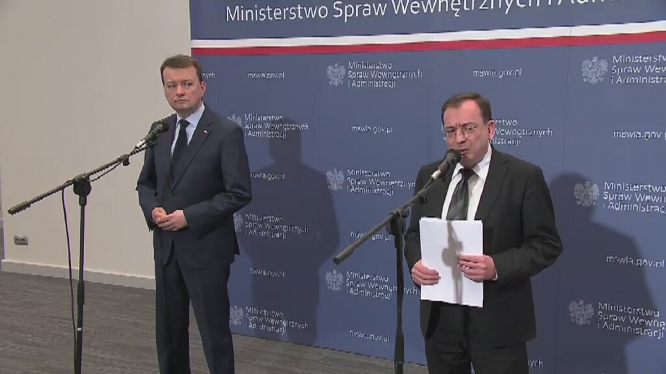 Mariusz Błaszczak (z lewej) i Mariusz Kamiński podczas konferencji prasowej. Fot. TVN24/x-news