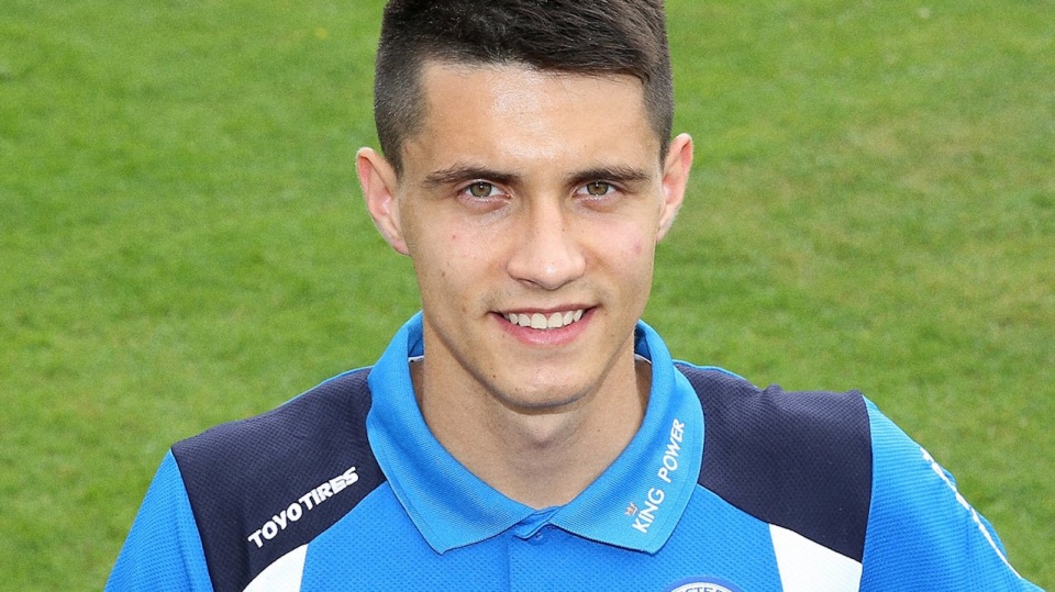 Bartosz Kapustka w stroju Leicester. Fot. www.lcfc.com