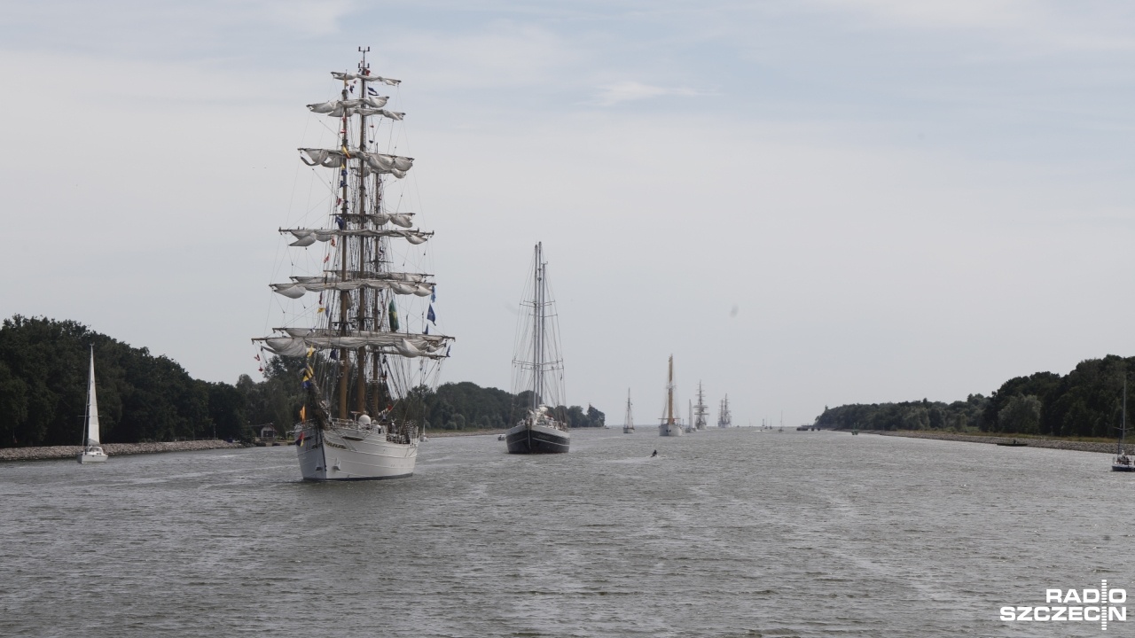 Kolejne jednostki wycofują się z Tall Ships Races