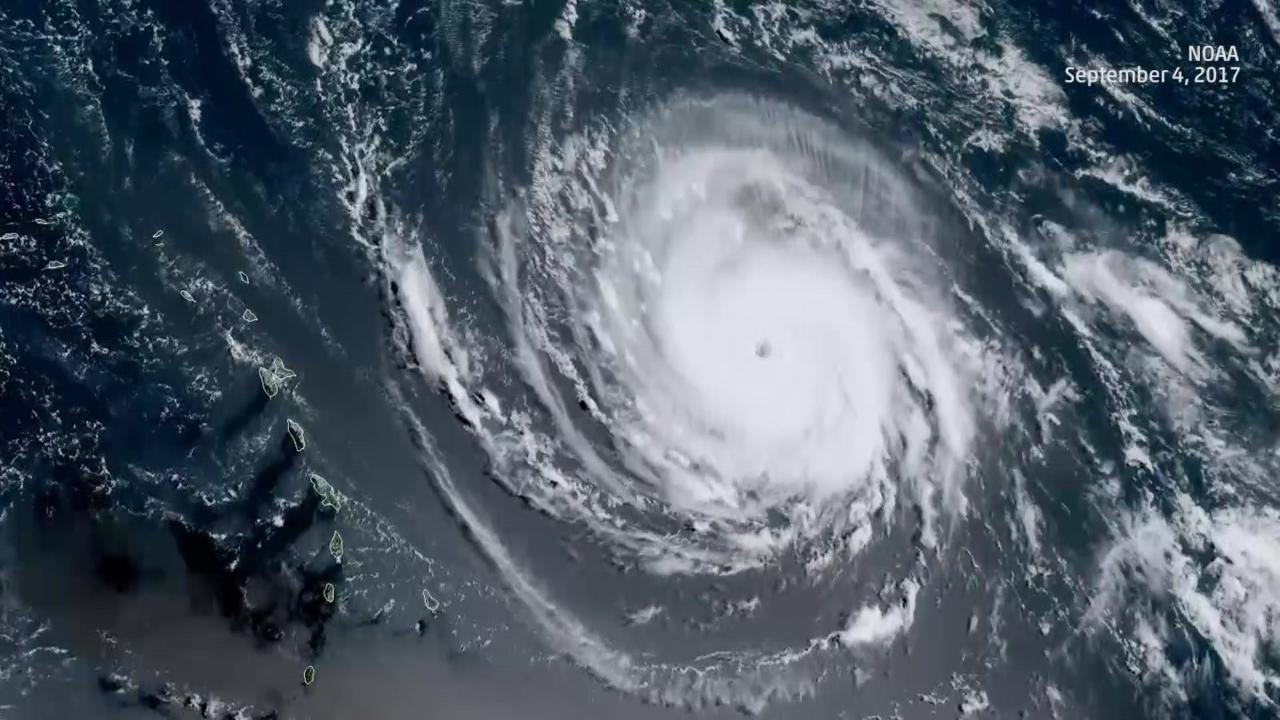 Huragan Irma uderzył w wybrzeża Florydy. Według synoptyków, wiatr ma osiągnąć prędkość 215-stu kilometrów na godzinę, mogą pojawić się również tornada. Huragan, który przeszedł przez Karaiby, uwięził na wyspie Saint Martin małżeństwo z Polski.