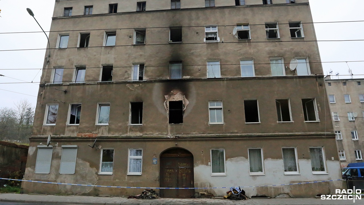 Kamienica przy ulicy Światowida musi przejść remont, pogorzelcy dostaną mieszkania zastępcze - zadeklarował na antenie Radia Szczecin rzecznik Zarządu Budynków i Lokali Komunalnych w Szczecinie Tomasz Klek.