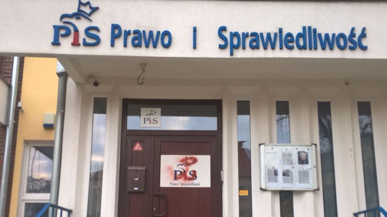 Wszystkie biura poselskie w Polsce pod szczególnym nadzorem policji. To konsekwencja ostatnich ataków na siedziby parlamentarzystów Prawa i Sprawiedliwości.