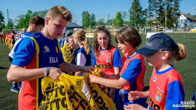 Eliminacje Netto Mini Mundialu w Międzyzdrojach. Fot. Olaf Nowicki [Radio Szczecin] Międzynarodowy Mini Mundial w Międzyzdrojach wystartował [NOWE] [ZDJĘCIA, WIDEO]