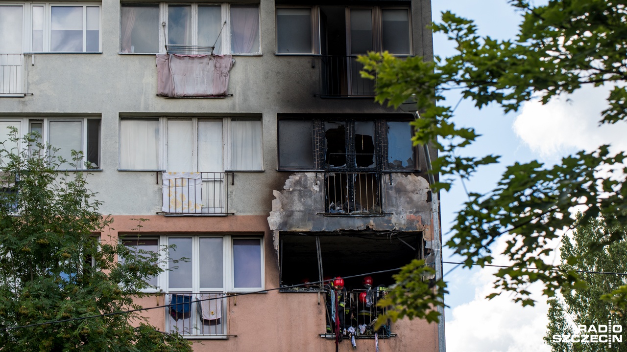 Szczecińska prokuratura wszczęła postępowanie po wybuchu w wieżowcu. Prowadzi je w sprawie.