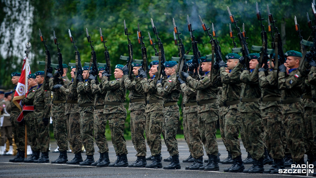 Awanse na wyższe stopnie oficerskie, Apel Pamięci na Powązkach i uroczystości w Ossowie. To wydarzenia, które odbędą się w stolicy w przeddzień 97. rocznicy Bitwy Warszawskiej.