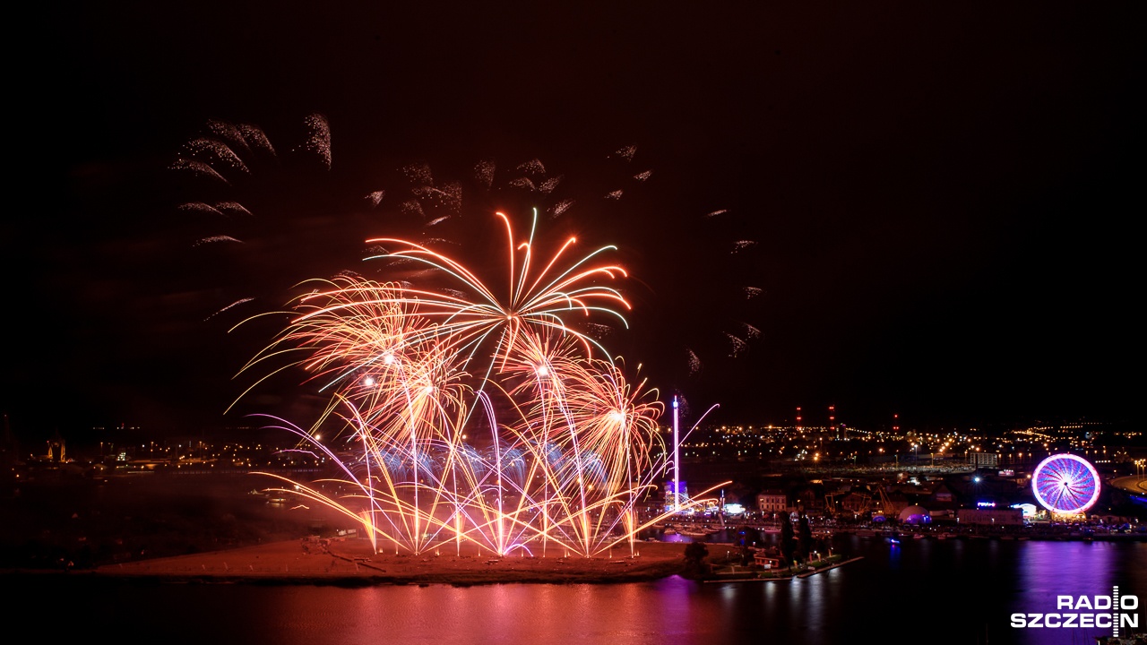 Transmisje wideo Radia Szczecin z pirotechnicznych pokazów w ramach 10. edycji Międzynarodowego Festiwalu Sztucznych Ogni Pyromagic 2017 cieszyły się sporym zainteresowaniem.