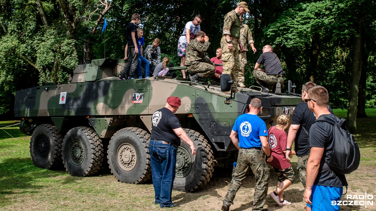 Rozpoczyna się 13. odsłona Festynu Komandosa w Dziwnowie. W programie między innymi koncerty, inscenizacje historyczne czy tradycyjne skoki do wody ze śmigłowca.