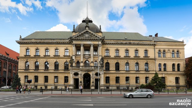 Siedziba Akademii Sztuki w budynku przy al. Niepodległości. Fot. Weronika Łyczywek [Radio Szczecin] Akademia Sztuki przenosi się do nowej siedziby [WIDEO, ZDJĘCIA]