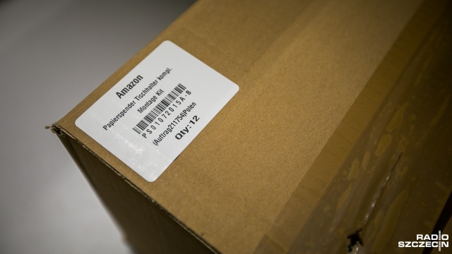 Magazyn Amazon w podszczecińskim Kołbaskowie. Fot. Weronika Łyczywek [Radio Szczecin] Kilkanaście milionów przedmiotów w magazynie Amazona [ZDJĘCIA, WIDEO]