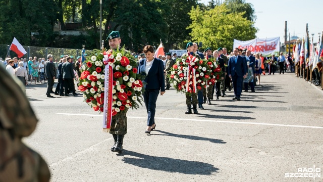 Uroczystości upamiętniające podpisanie porozumień sierpniowych. Fot. Weronika Łyczywek [Radio Szczecin] Uroczystości rocznicowe szczecińskiego Sierpnia '80 [WIDEO, ZDJĘCIA]