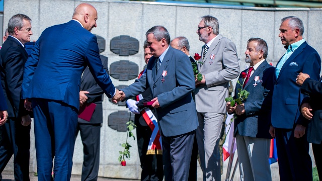 Uroczystości upamiętniające podpisanie porozumień sierpniowych. Fot. Weronika Łyczywek [Radio Szczecin] Uroczystości rocznicowe szczecińskiego Sierpnia '80 [WIDEO, ZDJĘCIA]