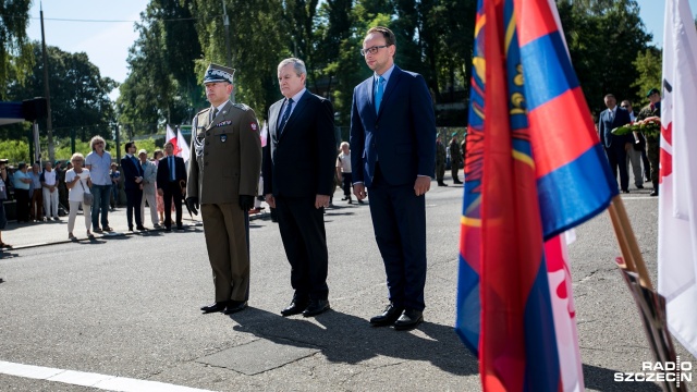 Uroczystości upamiętniające podpisanie porozumień sierpniowych. Fot. Weronika Łyczywek [Radio Szczecin] Uroczystości rocznicowe szczecińskiego Sierpnia '80 [WIDEO, ZDJĘCIA]