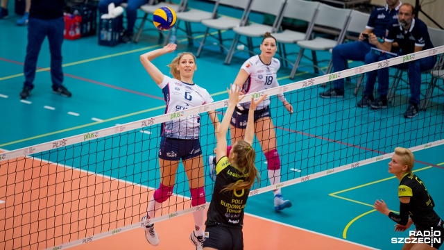 Chemik Police - Poli Budowlani Toruń 3:0. Fot. Olaf Nowicki [Radio Szczecin] Pewna wygrana i fotel lidera dla Chemika [DUŻO ZDJĘĆ]