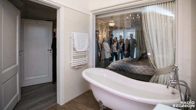 Wszystkie pary nadal walczą o główną wygraną, czyli wymarzone wesele w Hotelu Bukowy Park. Fot. Weronika Łyczywek [Radio Szczecin] Kto wygra wesele w naszym radiowym konkursie? Głosowanie trwa [WIDEO, DUŻO ZDJĘĆ]