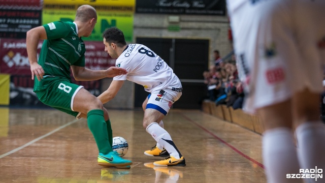 Pogoń 04 Szczecin - AZS Katowice 1:1. Fot. Weronika Łyczywek [Radio Szczecin] Remis Pogoni 04 w ekstraklasie futsalu [SKRÓT MECZU, ZDJĘCIA]