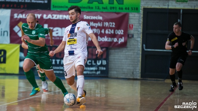 Pogoń 04 Szczecin - AZS Katowice 1:1. Fot. Weronika Łyczywek [Radio Szczecin] Remis Pogoni 04 w ekstraklasie futsalu [SKRÓT MECZU, ZDJĘCIA]