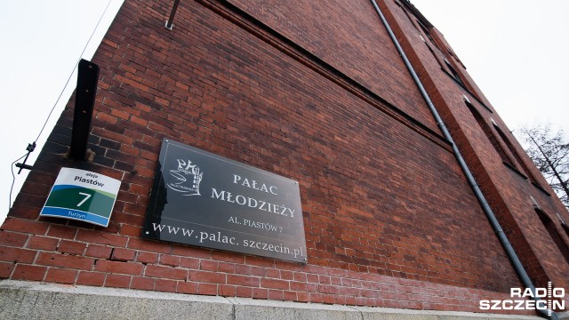 Dyrektorka szczecińskiego Pałacu Młodzieży została odwołana ze stanowiska po skandalu ze znikającymi pieniędzmi z funduszu socjalnego. Sprawa trafiła już wcześniej do prokuratury.