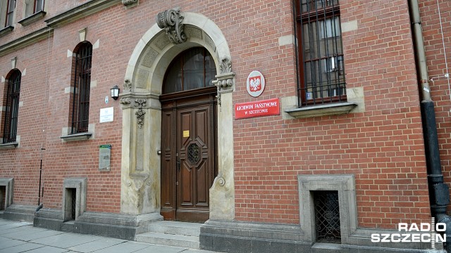 Nie przy Jasnych Błoniach, a przy ul. Żołnierskiej na Pogodnie może powstać nowa siedziba Archiwum Państwowego w Szczecinie. Według wstępnych założeń, ma mieć osiem tysięcy metrów kwadratowych powierzchni i kosztować prawie 60 mln zł - tak informuje minister kultury Piotr Gliński w odpowiedzi na pismo posła Sławomira Nitrasa. Kiedy Wicepremier pisze o kilkuletniej perspektywie.
