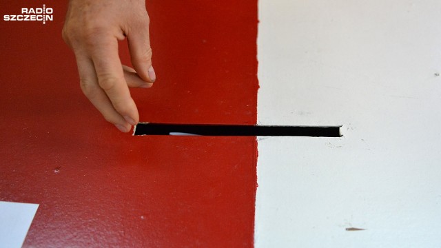 Przed sądem odpowiedzą m.in. były burmistrz, członkowie komisji wyborczej, urzędniczka i mieszkańcy. Akt oskarżenia wysłał zachodniopomorski wydział Prokuratury Krajowej.