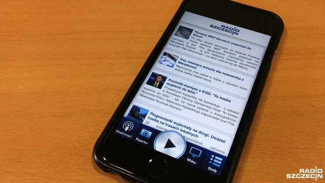 Telefon komórkowy iPhone firmy Apple kończy dziesięć lat. Było to jedno jedno z pierwszych nowoczesnych urządzeń z grupy tak zwanych smartfonów z ekranem dotykowym.