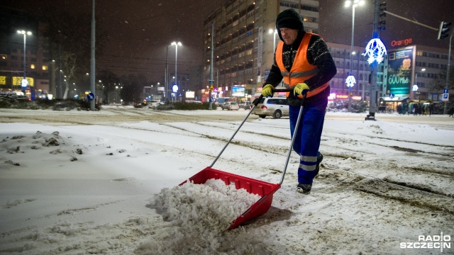 W środę w województwie pracowało 71 pługów i piaskarek.