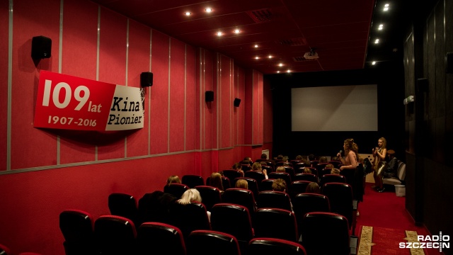 Projekcja niemego filmu z Charliem Chaplinem, quiz z nagrodami, wystawa archiwalnych plakatów i zwiedzanie wszystkich zakamarków - takie atrakcje na Dzień Otwarty przygotowało we wtorek kino Pionier.