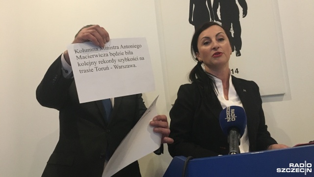 Szczecińscy działacze.Nowoczesnej oburzeni na dziennikarską prowokację: oskarżyli dziś telewizję publiczną, że, jest zawłaszczona przez jedną partię.