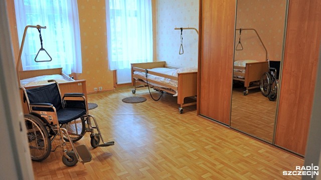 Będą nowe mieszkania chronione dla osób starszych w Szczecinie. Miejski Ośrodek Pomocy Rodzinie przygotowuje dwa lokale w Śródmieściu. Teraz trwa ich remont.