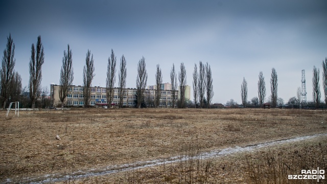 Miasto szuka terenu pod budowę nowego obiektu sportowego. Chodzi o boisko, na którym swoje mecze rozgrywaliby m.in. zawodnicy futbolu amerykańskiego Husarii Szczecin, rugbiści Kaskady Szczecin czy grającej we frisbee drużyny Albatros Ultimate Szczecin.