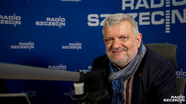 Przy organizacji tegorocznego Kontrapunktu było sporo niepewności - mówi szef teatralnej imprezy. Na organizację festiwalu miasto dało pół miliona złotych, ministerstwo kultury niemal 250 tys. zł. Ale długo nie było wiadomo czy będzie rządowa dotacja - mówił w piątek, w Rozmowie pod krawatem, Marek Sztark.