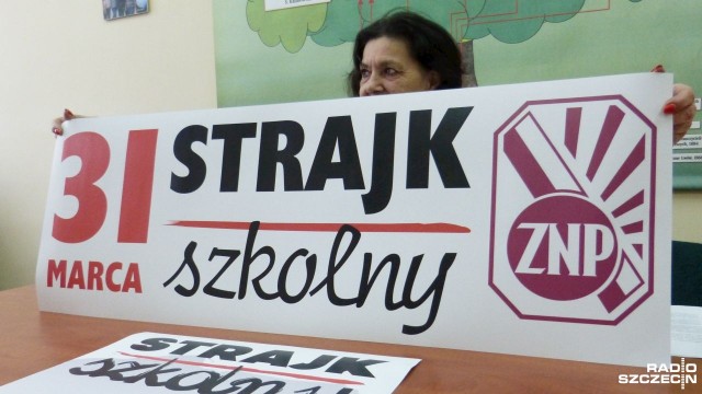 30 procent szkół i placówek wychowawczych w Szczecin zamierza w piątek zastrajkować. Ogólnopolski strajk pracowników oświaty ma się rozpocząć o godzinie 8 i potrwać do 14. Organizuje go Związek Nauczycielstwa Polskiego.
