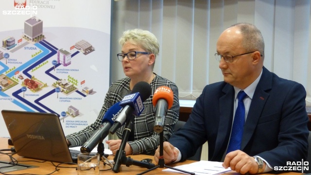 W pięciu gminach naszego regionu samorządy nie podejmą uchwał dotyczących projektów nowej sieci szkół. Tym samym na ich terenie wszelkie zmiany związane z wdrażaniem reformy oświaty zostaną wprowadzone z mocy prawa.