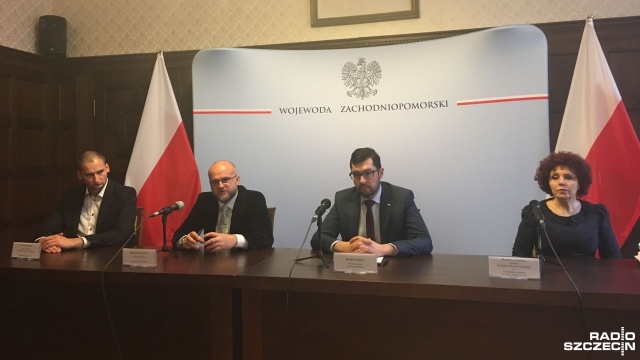 Wiceminister zdrowia Krzysztof Łanda promuje w Zachodniopomorskiem nowy pomysł ministerstwa - program IOWISZ, czyli Instrument Oceny Wniosków Inwestycyjnych w Służbie Zdrowia.
