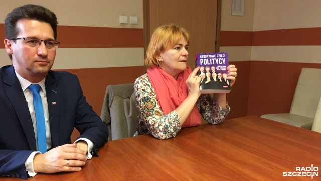 Mimo iż od upadku Polski Ludowej minęło 27 lat, komunistyczne służby specjalne mają ogromne wpływy w Polsce - mówiła w czwartek w Stargardzie Dorota Kania współautorka książki Resortowe dzieci - politycy.